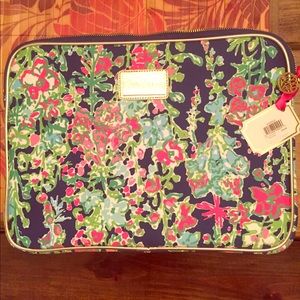 NWT Lilly Pulitzer laptop case