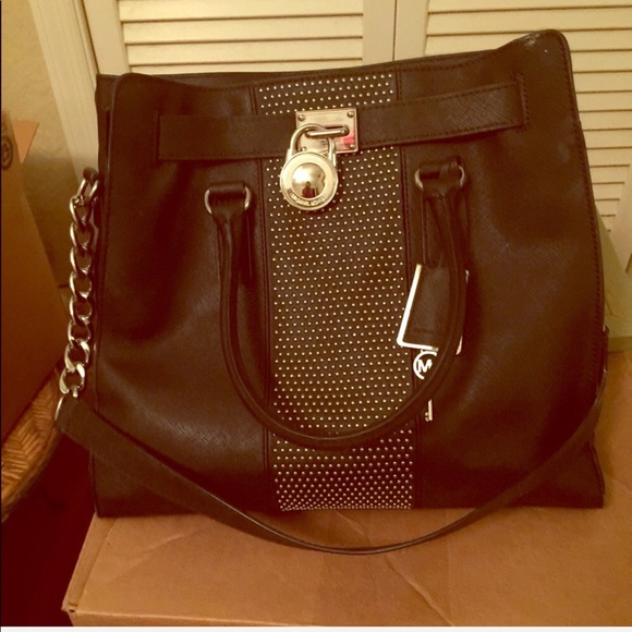 Michael Kors NWT Large Hamilton with studs - Picture 6 of 6