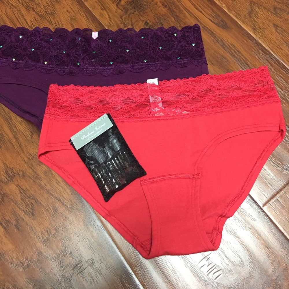 2x Victoria’s Secret and Pink panties+FREE Perfume