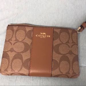 BRAND NEW NEVER USED Coach Wristlet