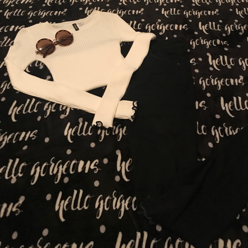 High waisted black ripped skinny jeans