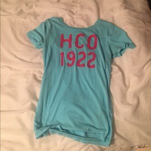 Hollister t-shirt