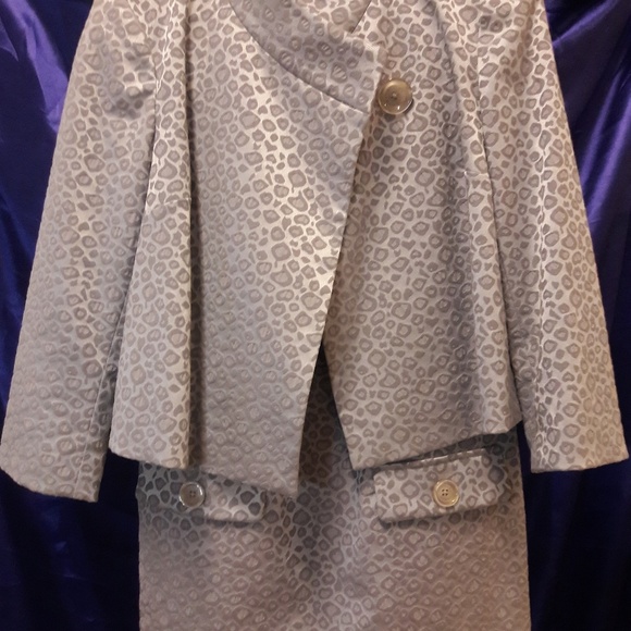 Michael Kors stunning silver/gray 2 pcs. Suit - Picture 1 of 8