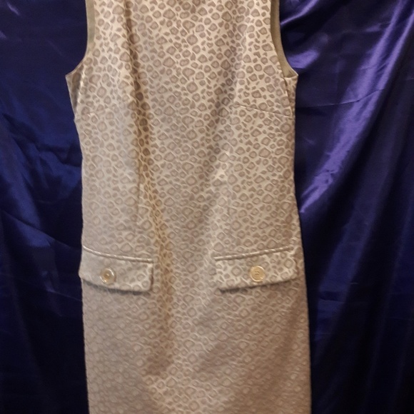 Michael Kors stunning silver/gray 2 pcs. Suit - Picture 4 of 8