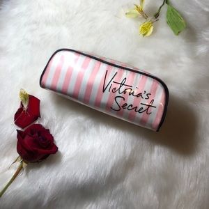 Makeup bag