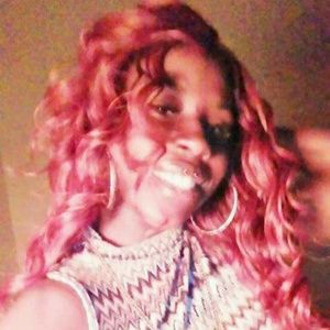 Meet your Posher, Antionette