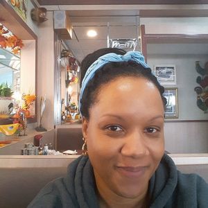 Meet your Posher, Sabrina