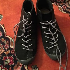 KEEN leather high top sneakers 8
