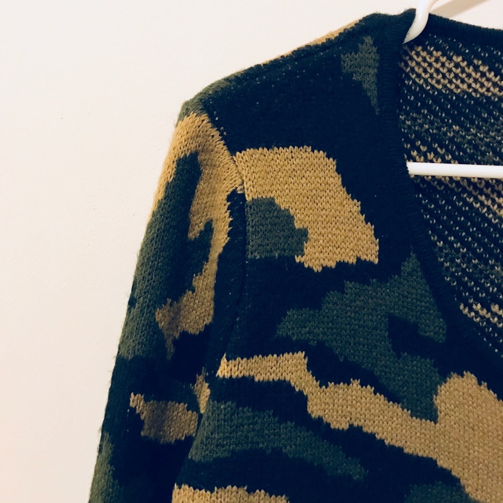 Army knitted sweater zip-up jacket