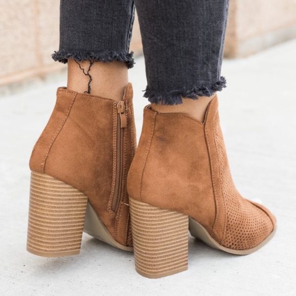 1 HR SALE- SIENNA Peep Toe Bootie - Picture 3 of 3