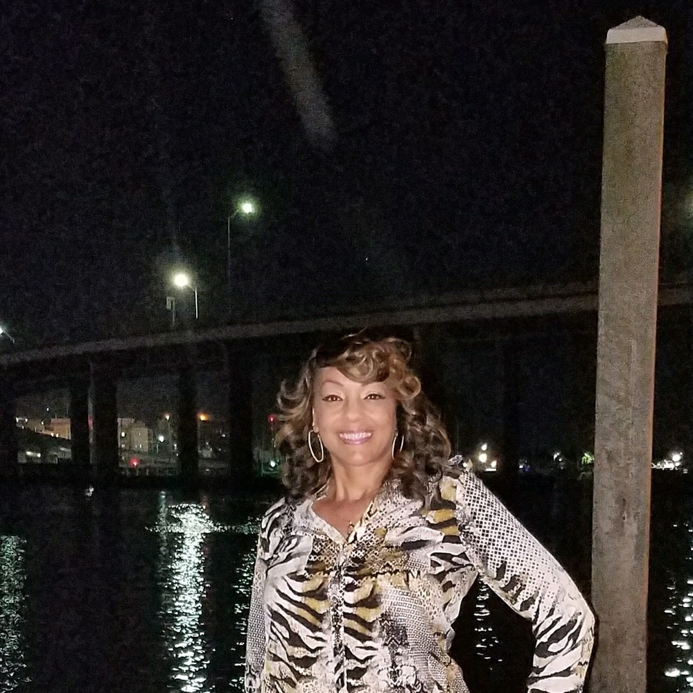 Meet your Posher, Sheretta