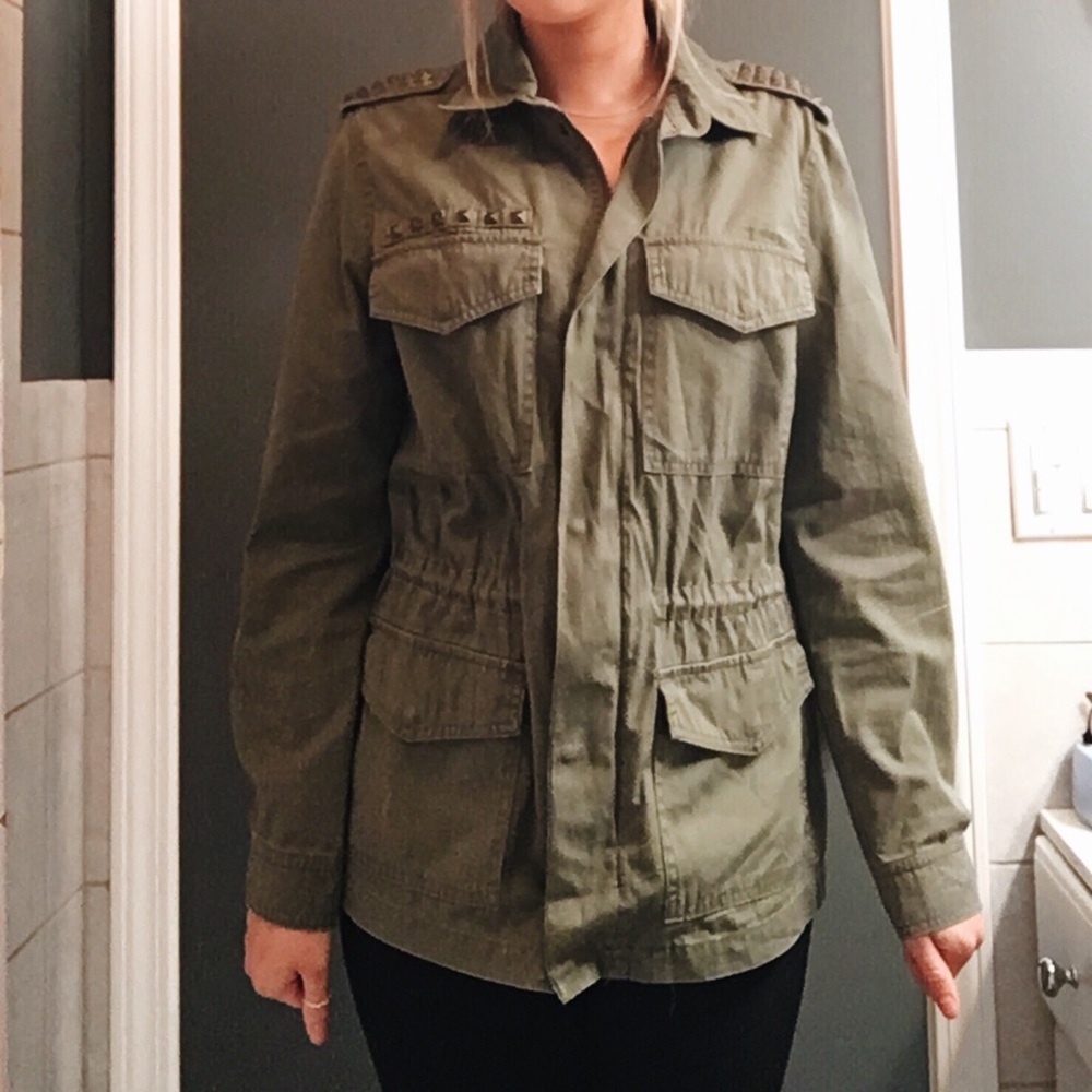 green military jacket