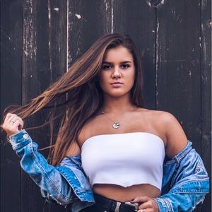 Meet your Posher, Darcy