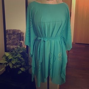 Never wore Velzera turquoise tunic
