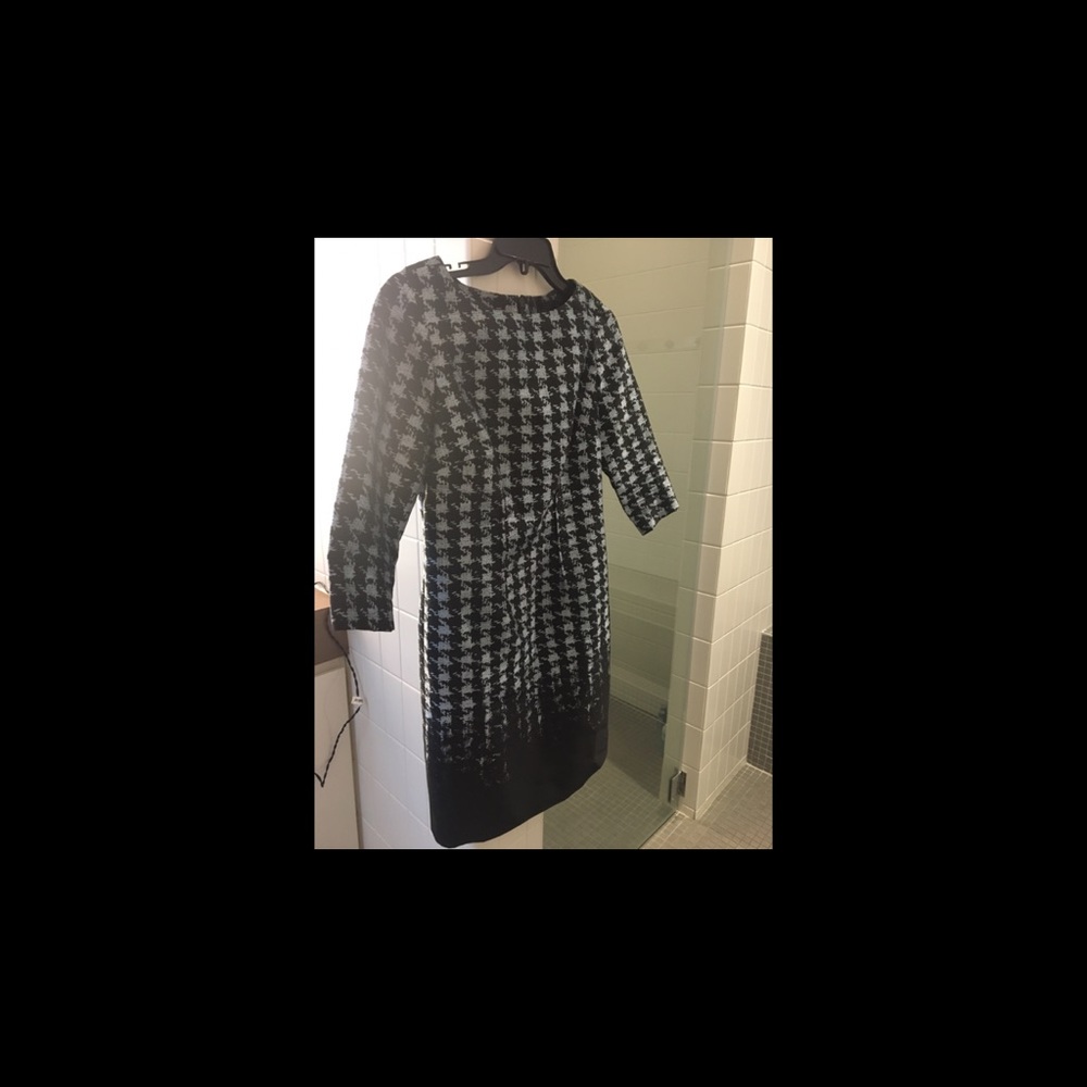 Sz 2 taffeta dress by per se