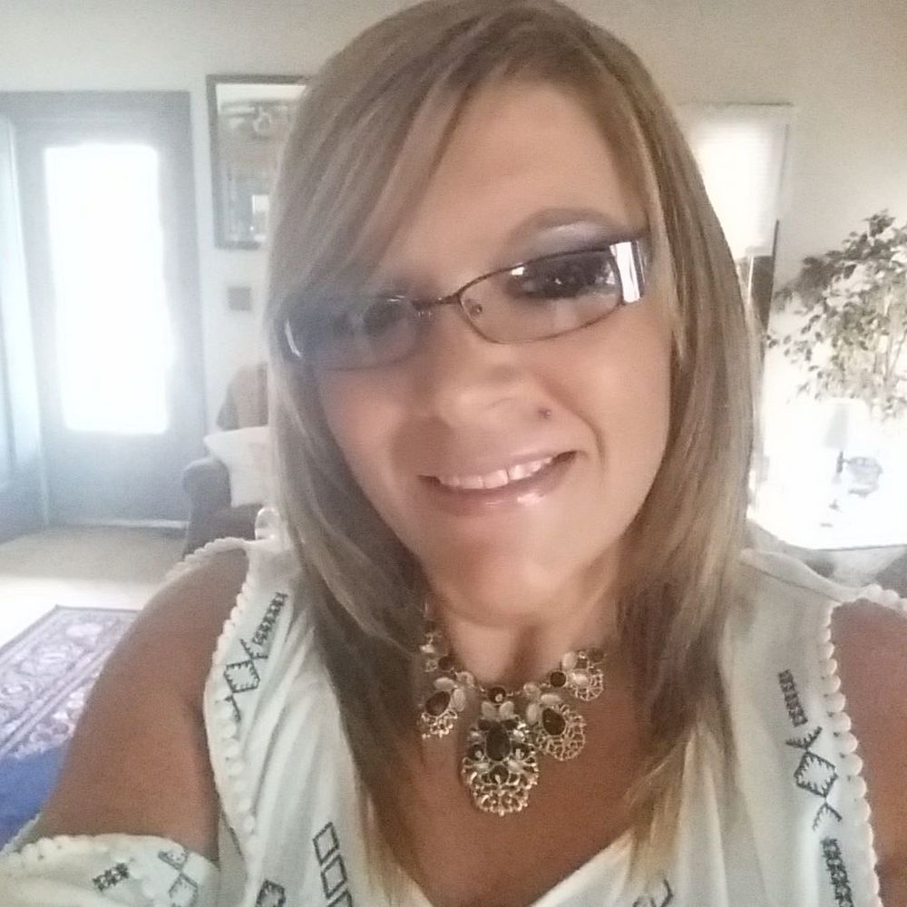 Meet your Posher, Carol