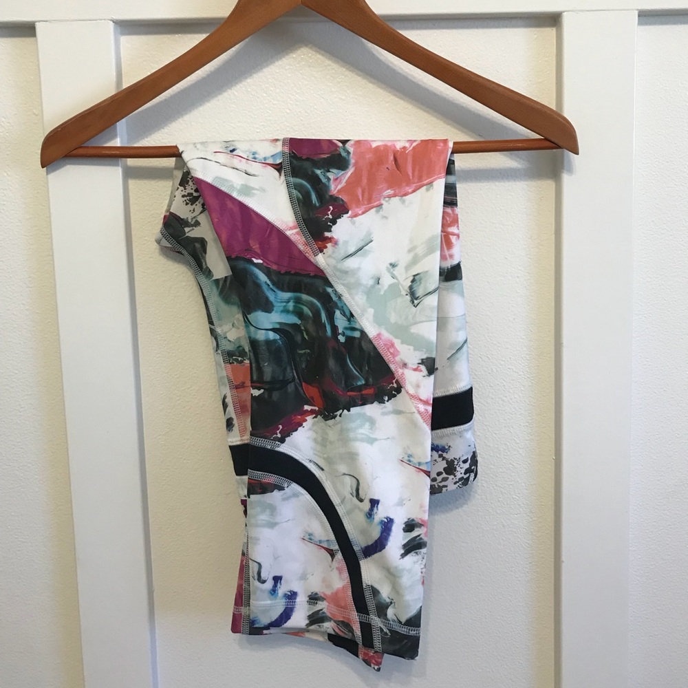 Lululemon Work Out Capris - Size 10