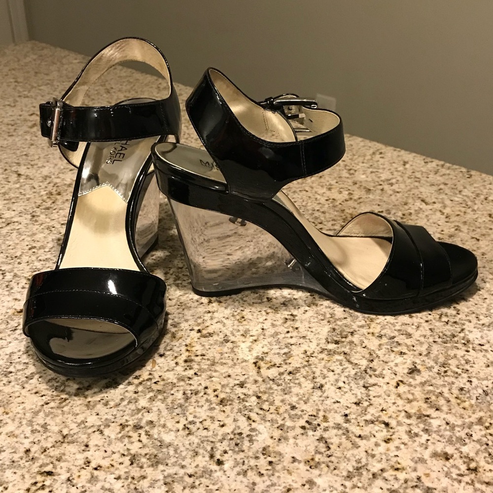⚡️FLASH SALE ⚡️MICHAEL KORS WEDGES