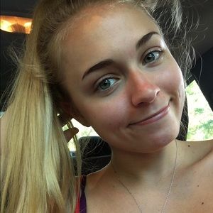 Meet your Posher, Megan