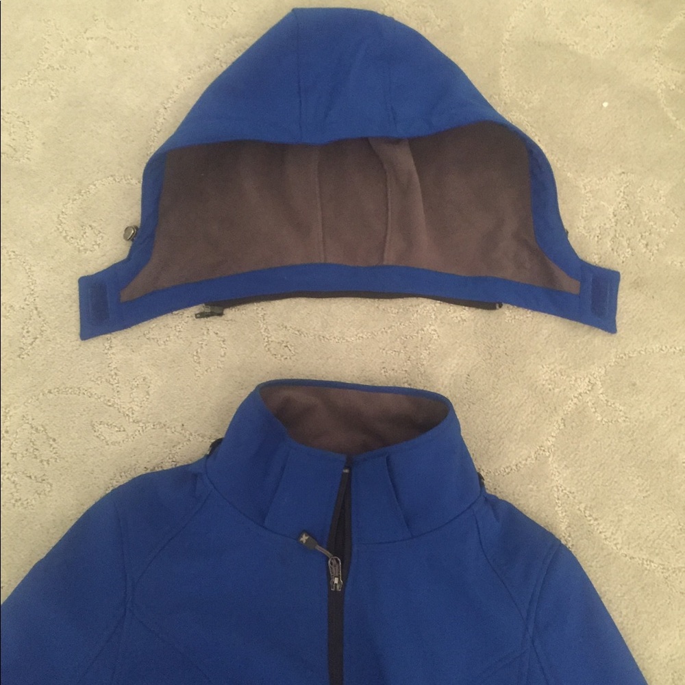 Jacket - Picture 2 of 7