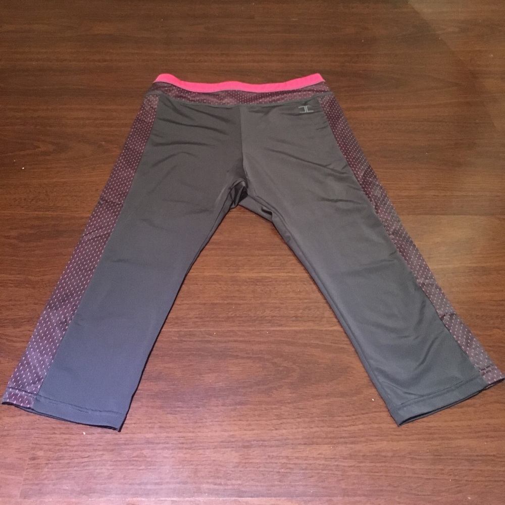 Fitness Capri pants