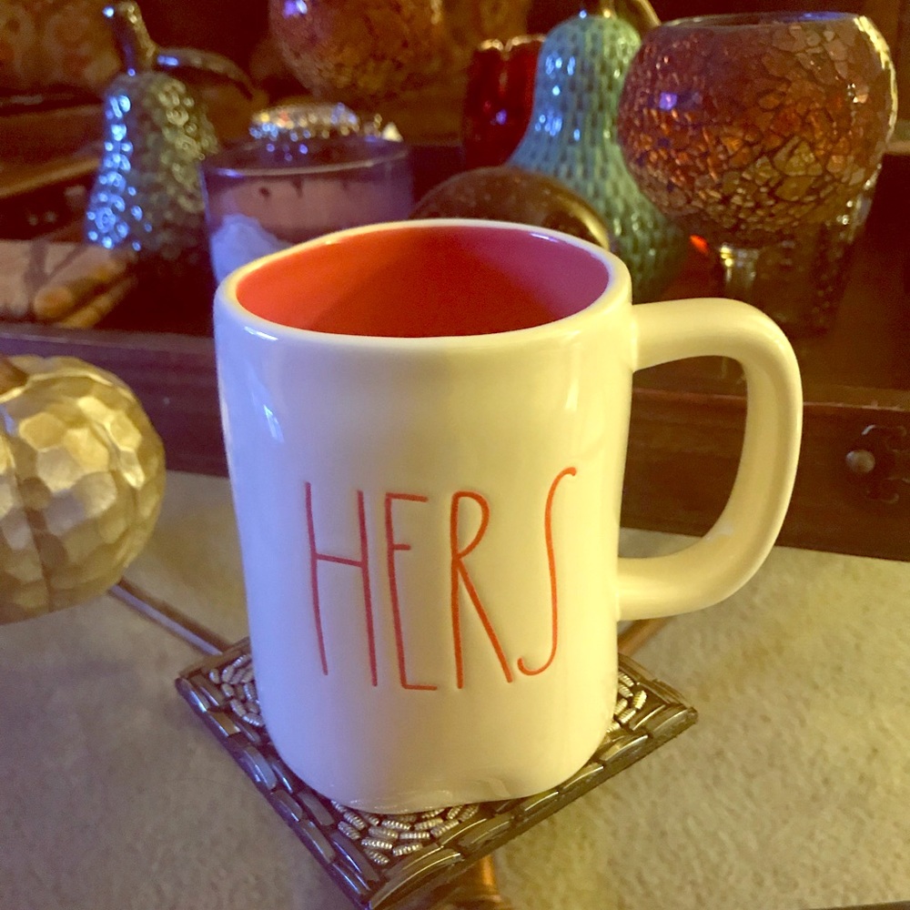 RAE DUNN mug HERS reddish pink