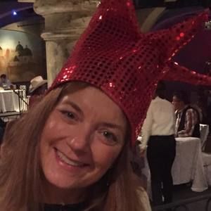 Meet your Posher, Rena