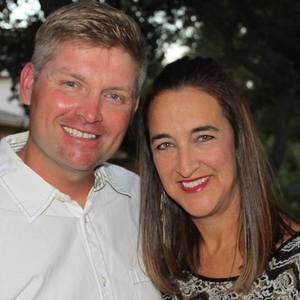 Meet your Posher, Lara