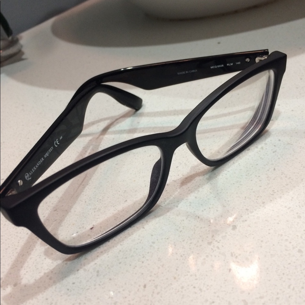 Alexander McQueen Glasses