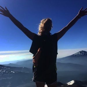 Meet your Posher, Emily