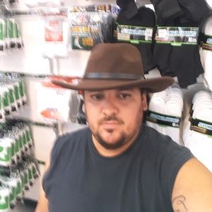 Meet your Posher, Daniel