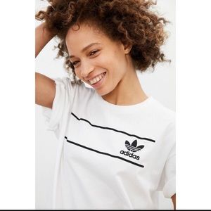 Adidas retro logo tee