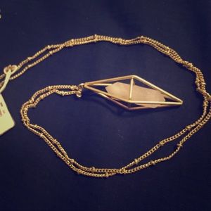 NWT Francesca's Rose Quartz Geometric Necklace