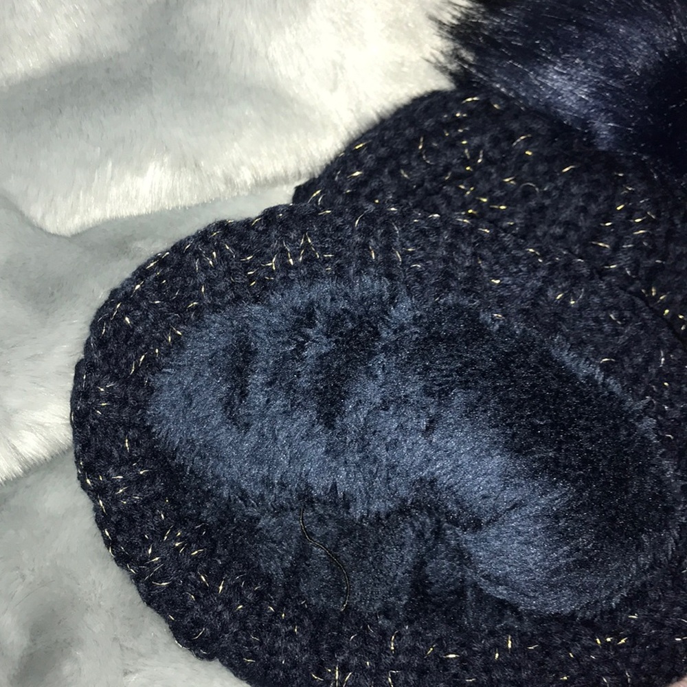 Lined PomPom Winter Hat - Navy Blue - Picture 3 of 4