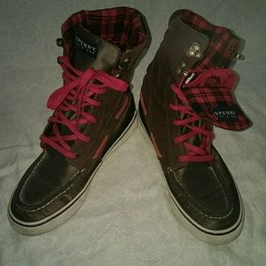 High Top Acklins Brown Corduroy Red Plaid Sperry