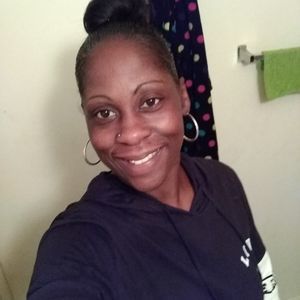 Meet your Posher, Elisa