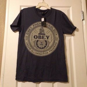 Obey male t-shirt