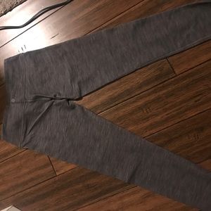 Gray lululemon leggings