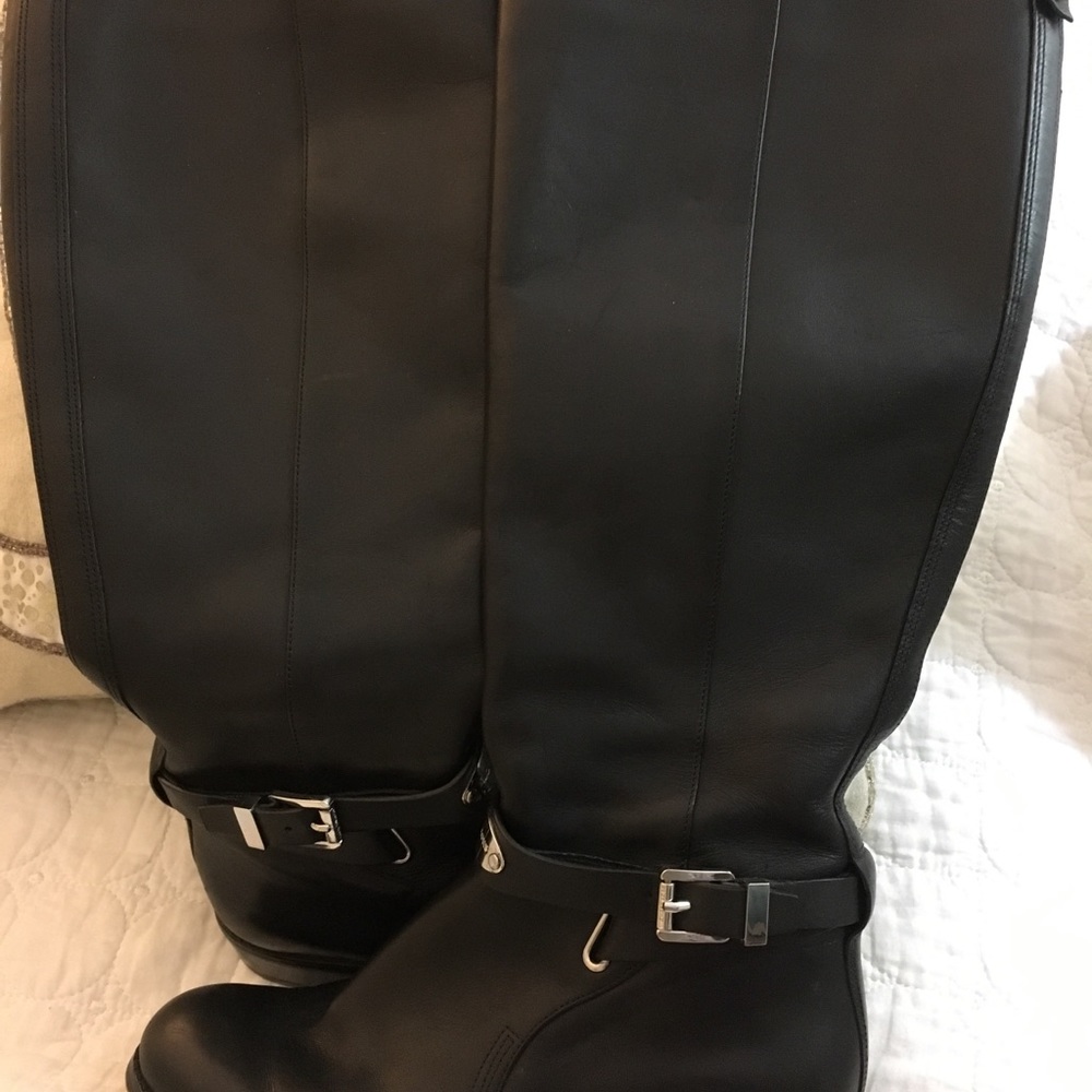 Michael Kors boots! Great condition!!!