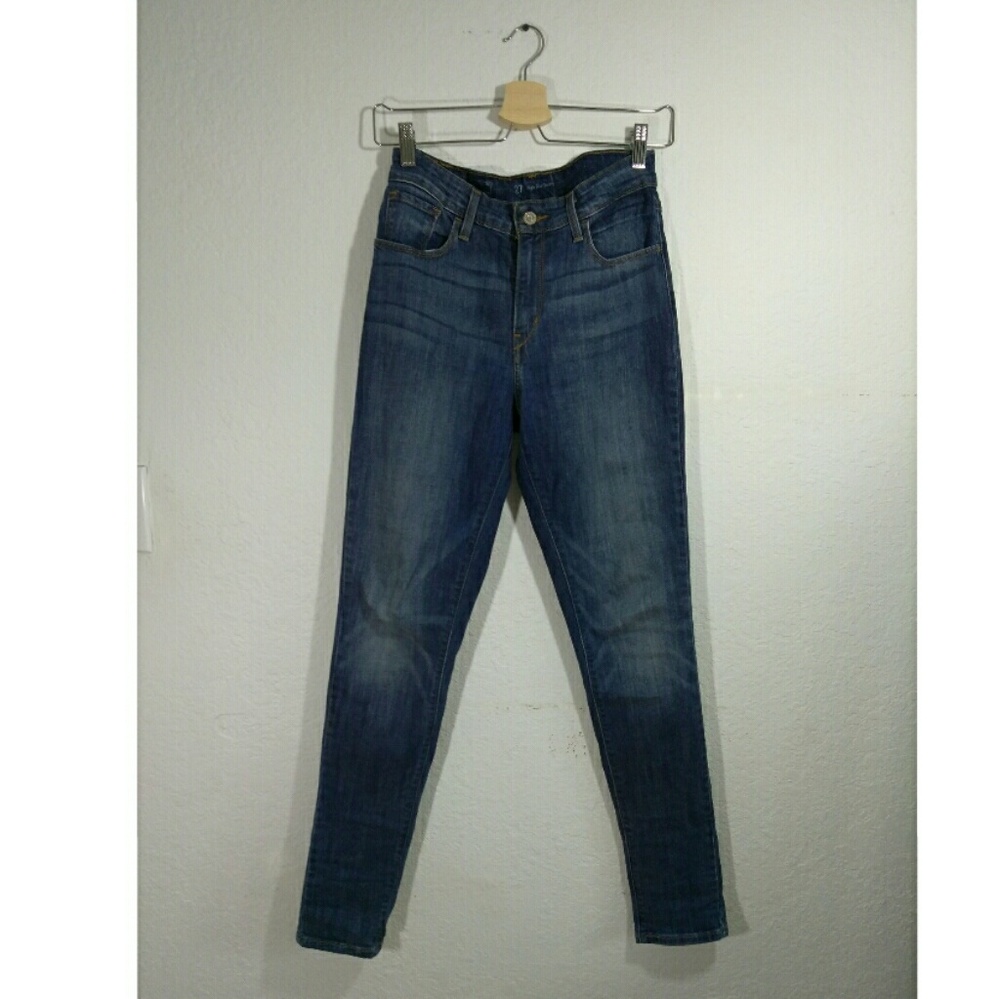 LEVIS, HIGH WAIST STRAIGHT FIT WOMEN'S SIZE W27L32