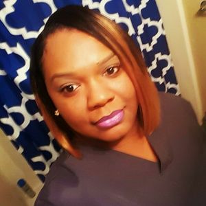 Meet your Posher, Regina