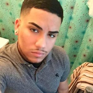 Meet your Posher, Johnathan