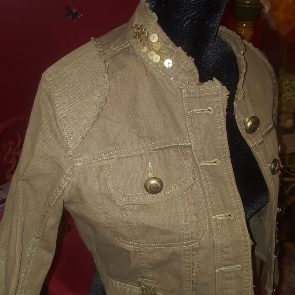 Unique jacket - Picture 2 of 5