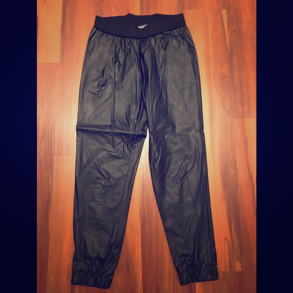 Tinley Road faux leather joggers