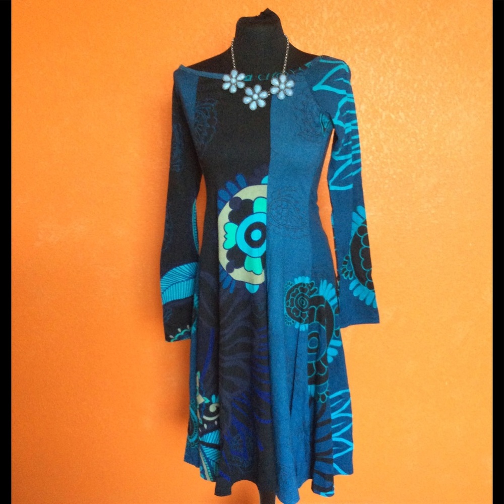 Stunning Turquoise & Black Paisley dress!