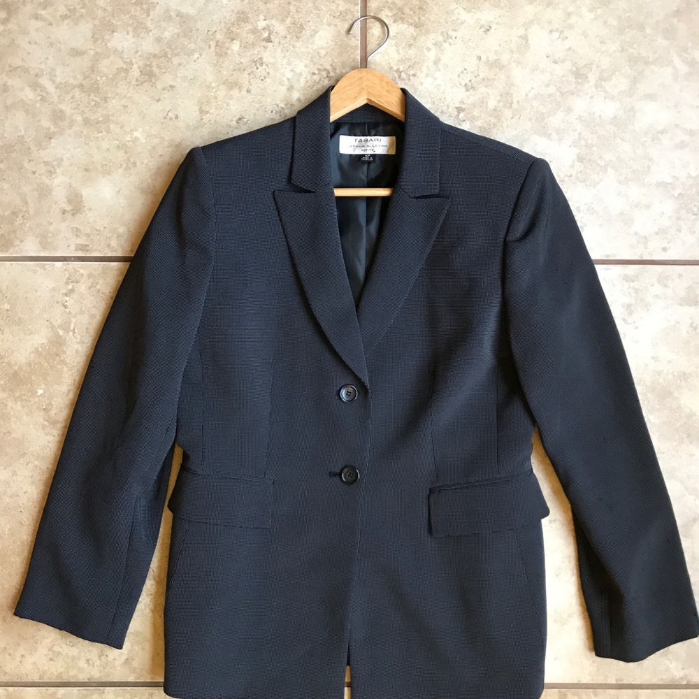 Tahari black blazer suit jacket