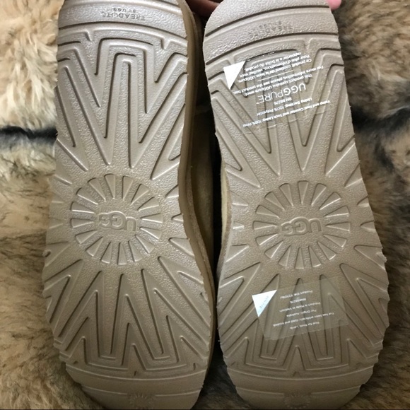 ‼️1 day price drop‼️Ugg Boots Adoria Tehuana - Picture 3 of 7