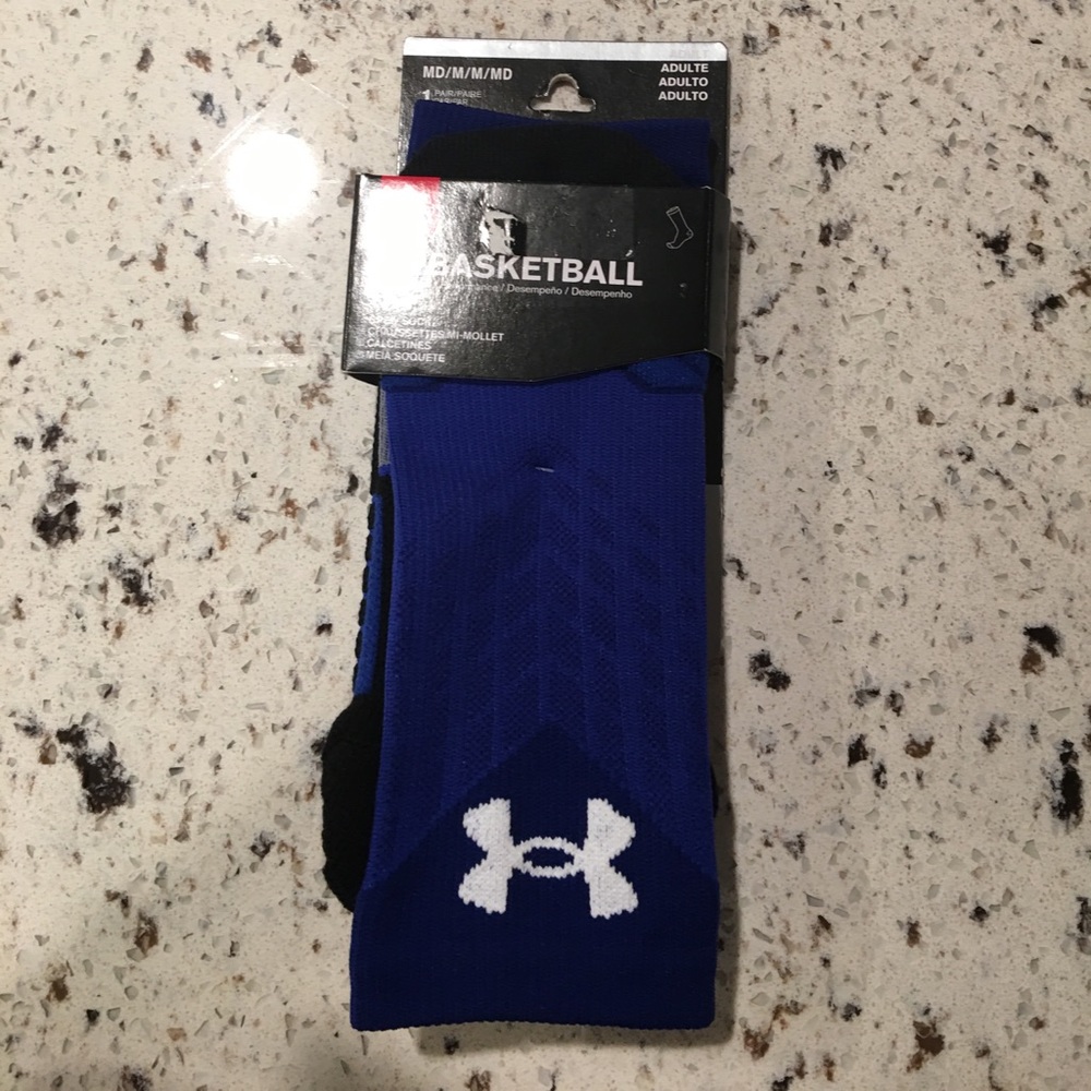 🆕Under Armour basketball crew sock.