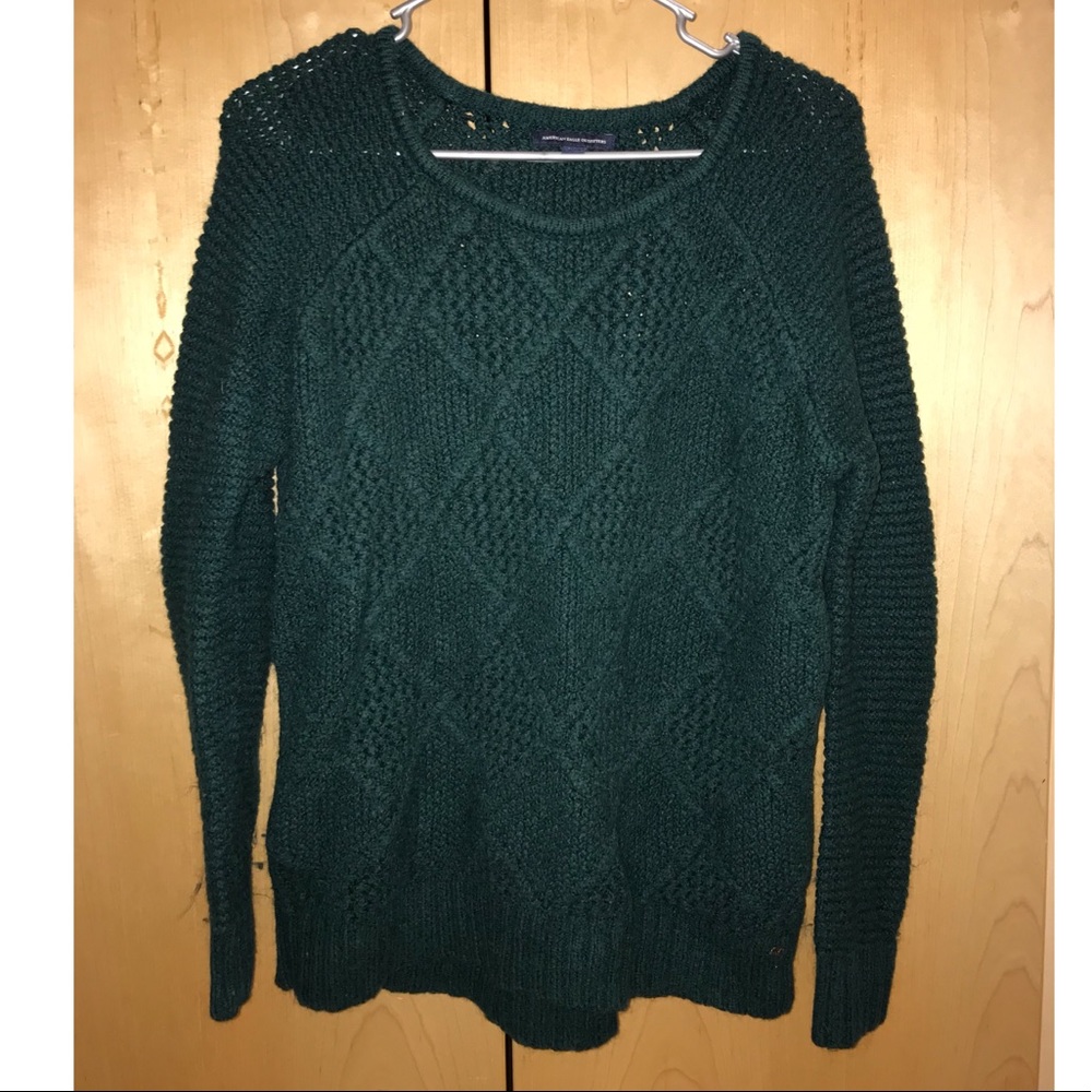 AMERICAN EAGLE SWEATER