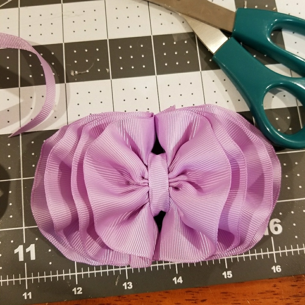 Purple hairbow